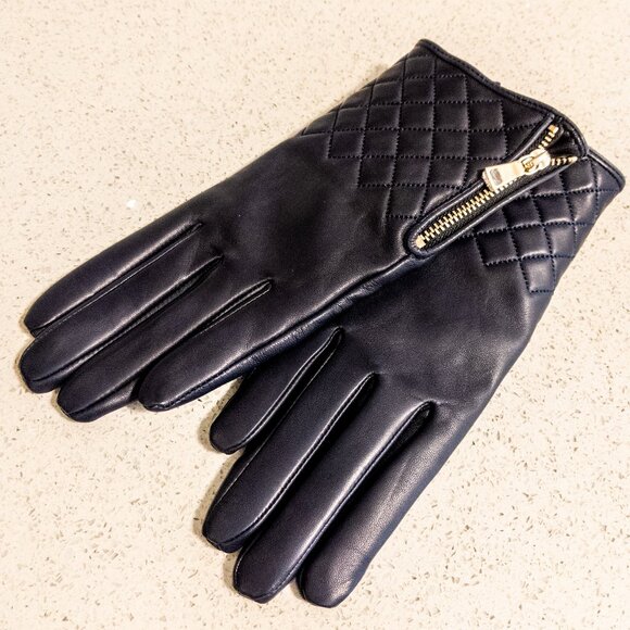 BRUNO MAGLI Diamond Quilt Black Cashmere Lined Leather Gloves Womens Size Large - Picture 1 of 3